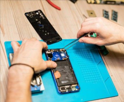 U.S. Smartphone Repair Market: Driving a Multi-Billion Dollar Boom