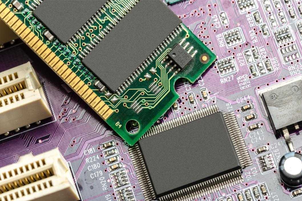 Why RAM and SSD Prices Are Rising
